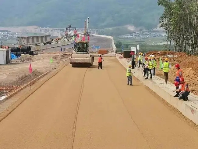 山根镇路基工程